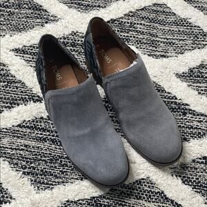 TOMS Shaye Suede Bootie Women’s Charcoal Suede Loafers size 7W